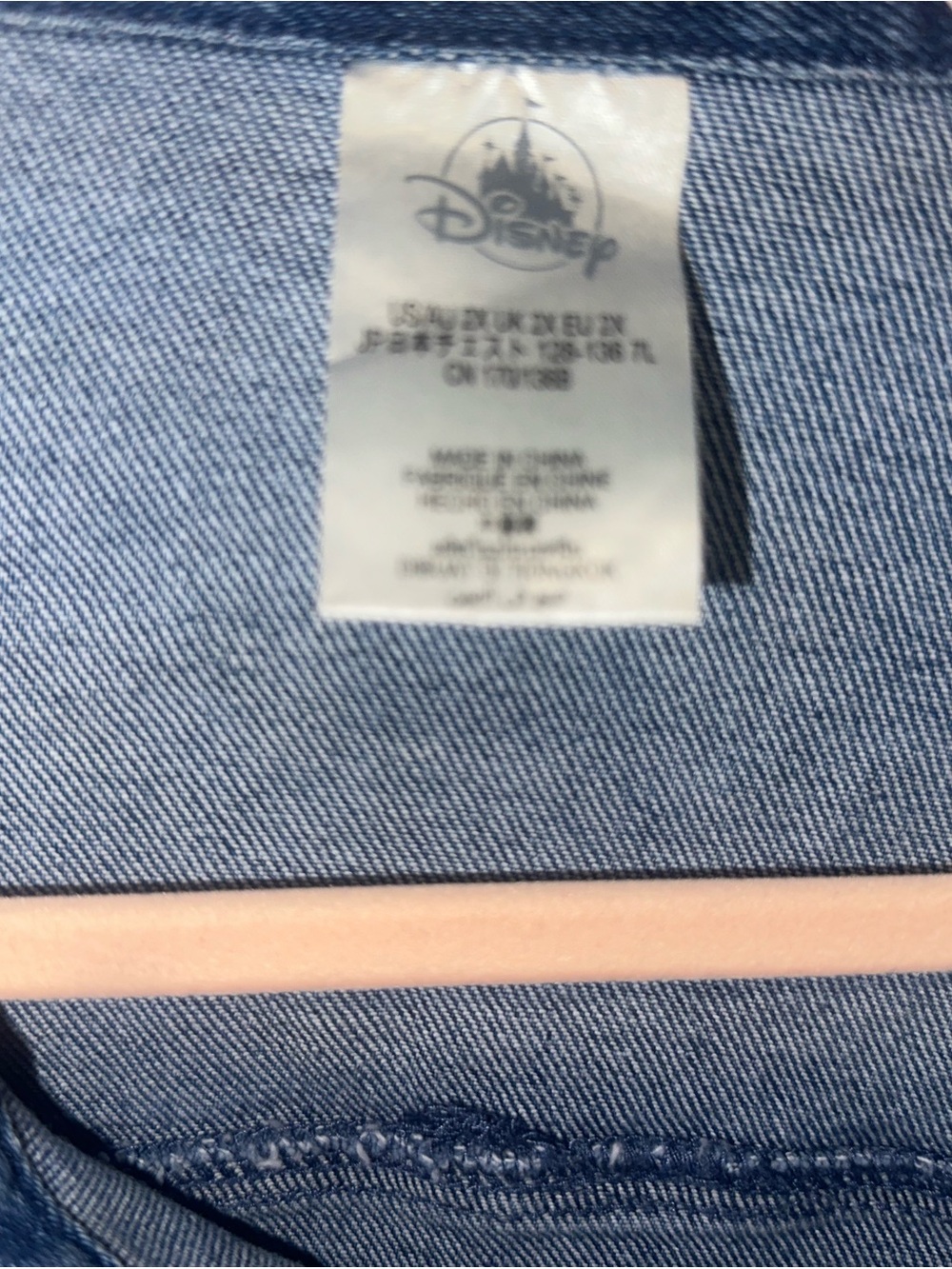 Disney Light Blue Denim Jacket with Minnie Mouse SIZE XXL - Picture 3 of 3